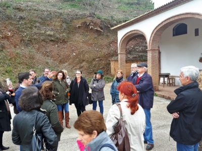 Somos recibidos por Daniel que será nuestro guía por el recorrido de viñas y bodega.